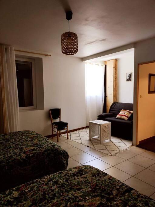 Gite La Petite Longere Septfonds Exterior foto